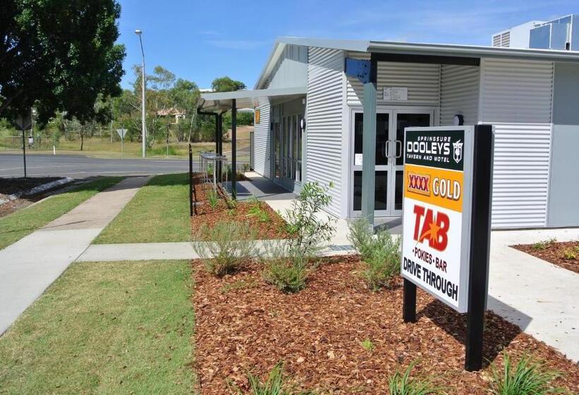 Dooley's Tavern & Motel Springsure
