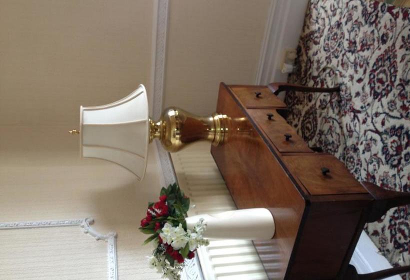 فندق Black Lions Guest House