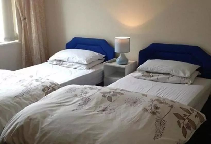 Hotel Black Lions Guest House