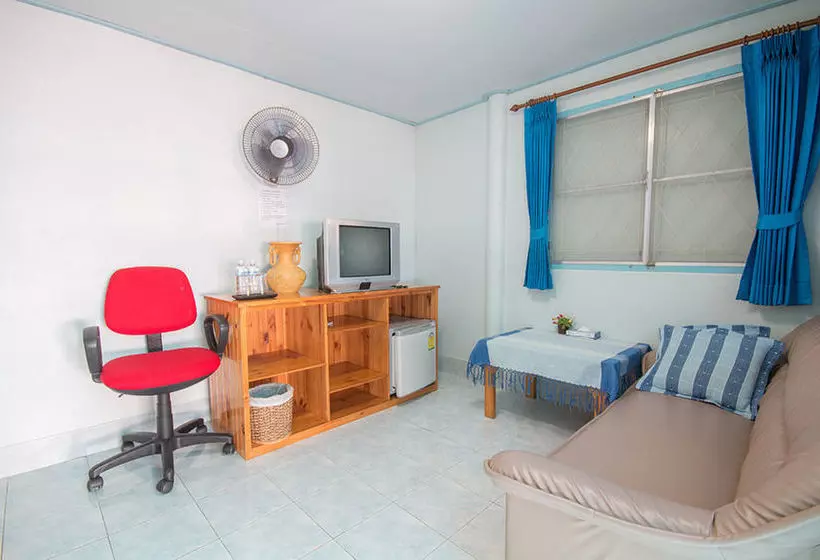 Otel Chaam Little Shop & Resort