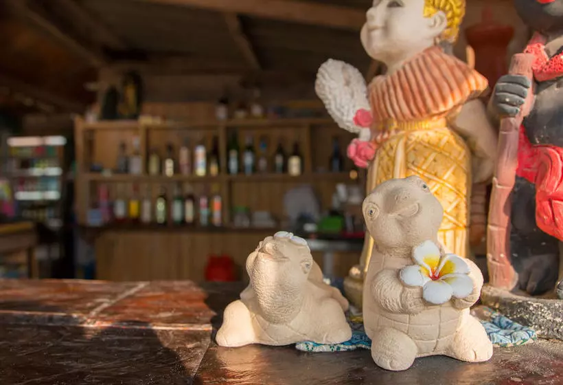 Otel Chaam Little Shop & Resort