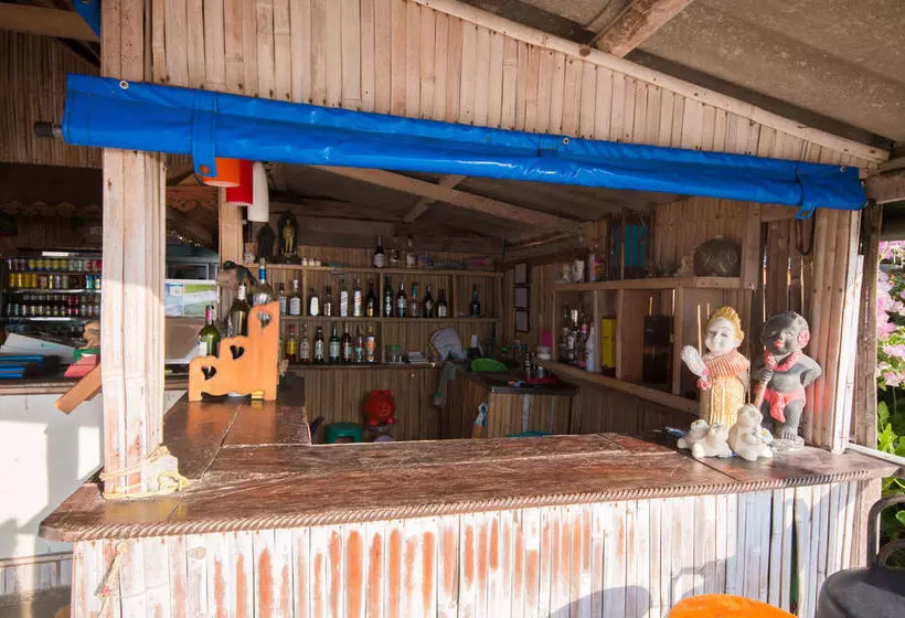 Otel Chaam Little Shop & Resort