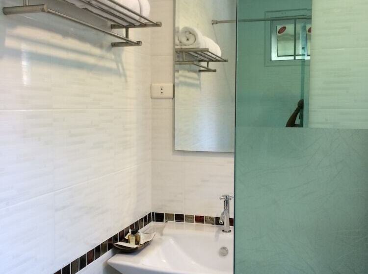 Hotel Cleanwave Resort Chumphon