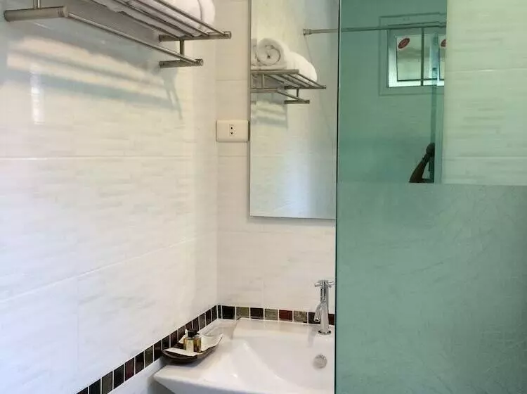 Hotel Cleanwave Resort Chumphon