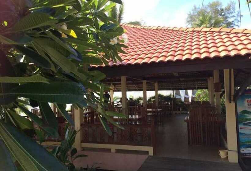 Hotel Cleanwave Resort Chumphon