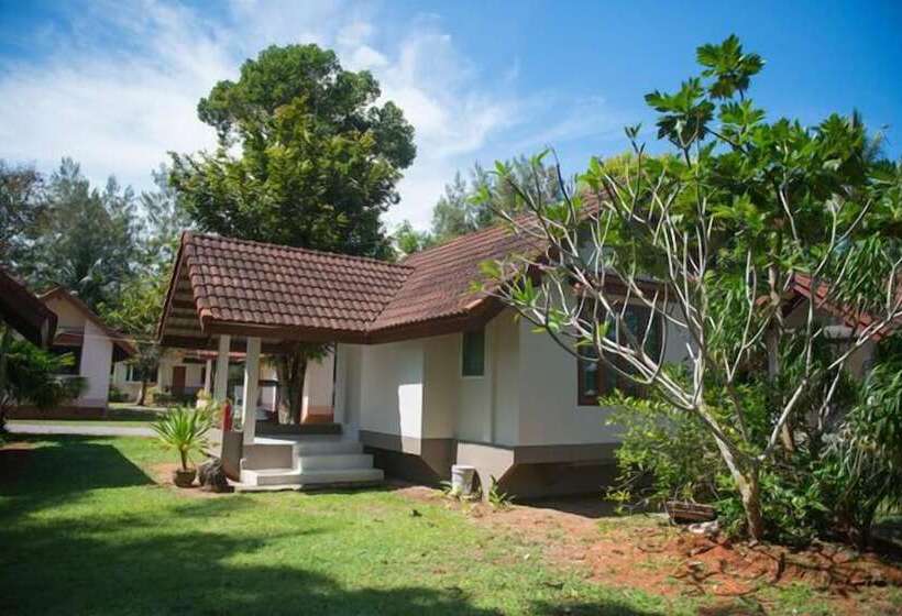 Hotel Cleanwave Resort Chumphon