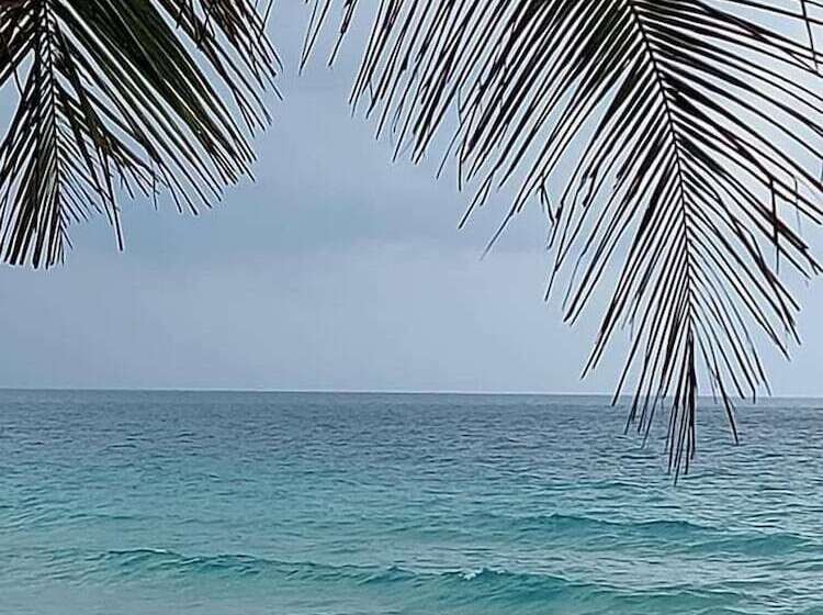 Hotel Cleanwave Resort Chumphon