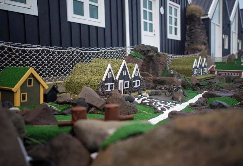 هتل Hlid Fisherman S Village