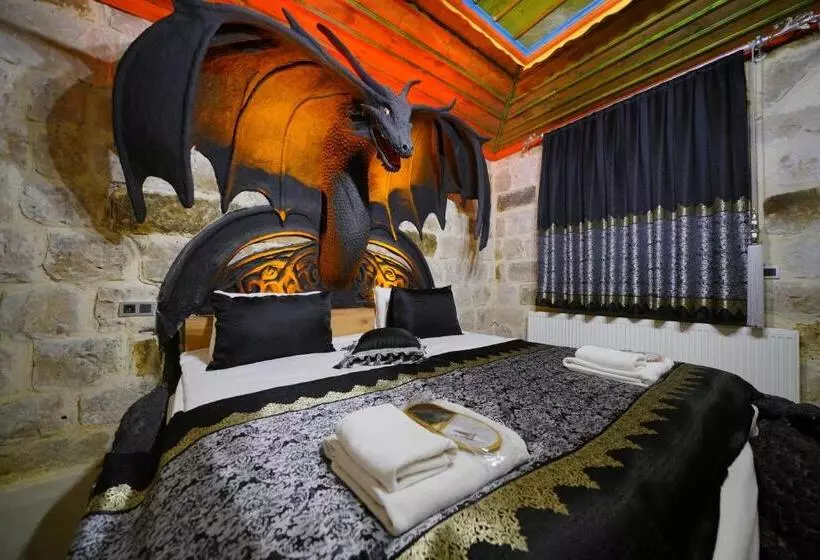 هتل Kayatas Cave Suites