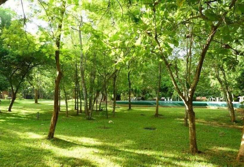 Отель Nil Diya Mankada Safari Lodge