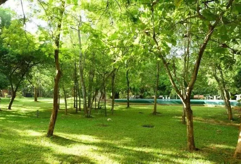 בית מלון כפרי Nil Diya Mankada Safari Lodge