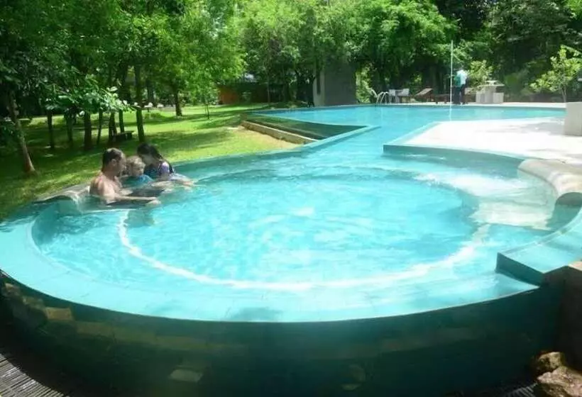 בית מלון כפרי Nil Diya Mankada Safari Lodge