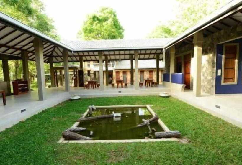 Отель Nil Diya Mankada Safari Lodge