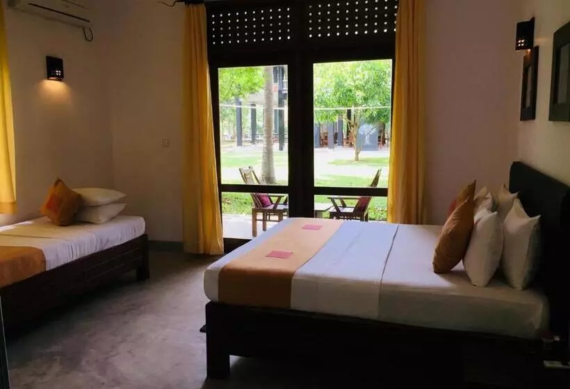 בית מלון כפרי Nil Diya Mankada Safari Lodge