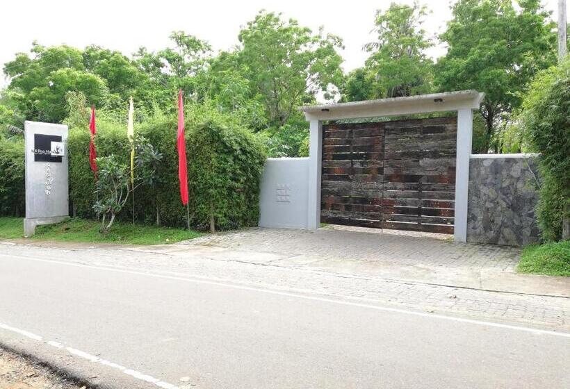 Отель Nil Diya Mankada Safari Lodge