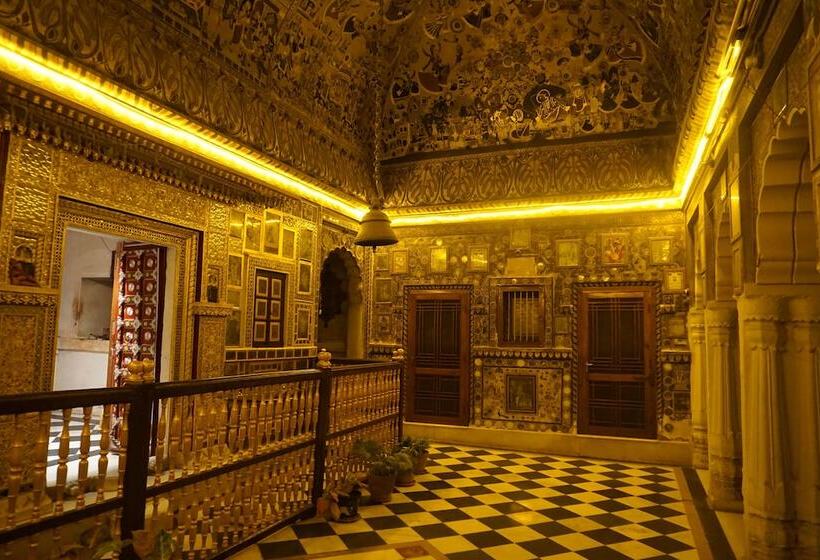 ホテル Nirvana Home