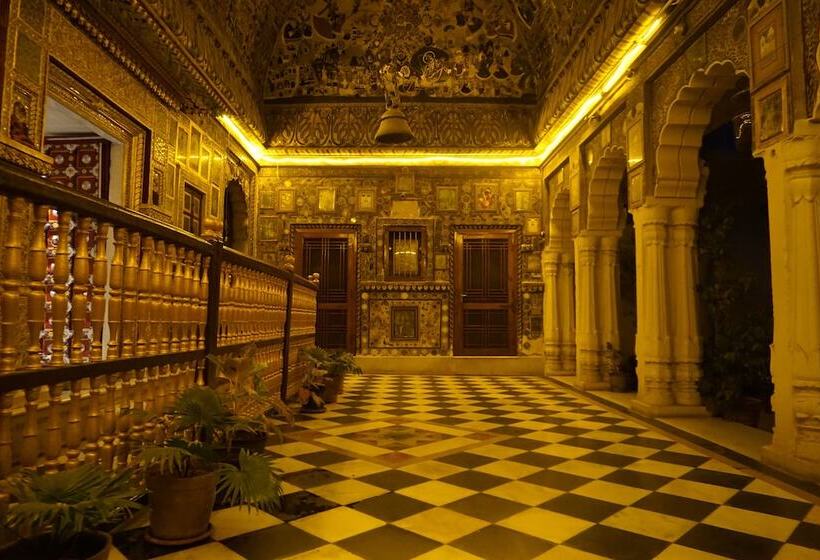 ホテル Nirvana Home