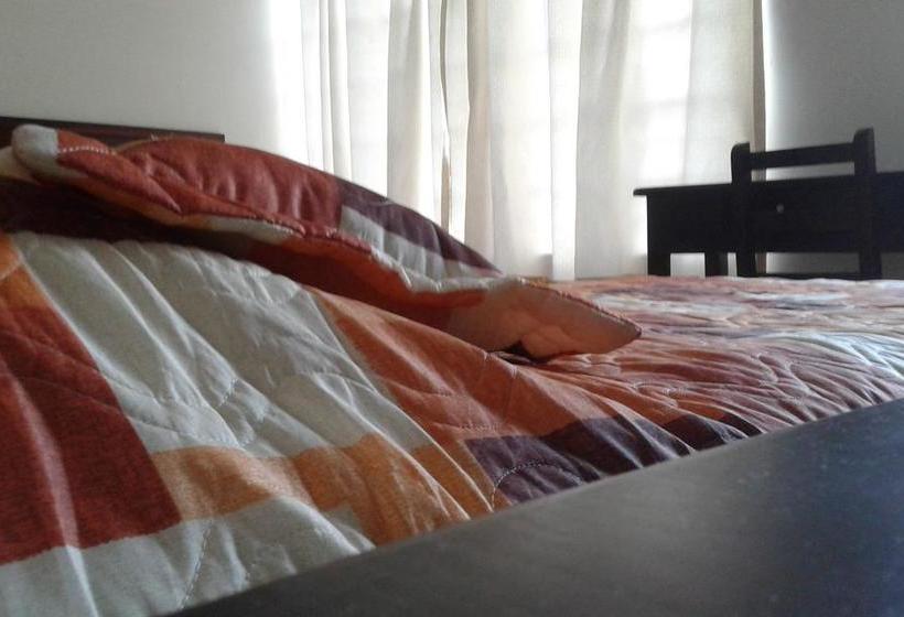 Отель Suites Ripoll Alameda