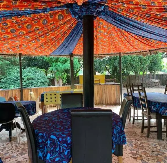 هتل The Gunjur Project Lodge