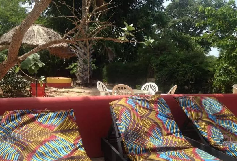 هتل The Gunjur Project Lodge