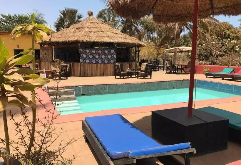 هتل The Gunjur Project Lodge