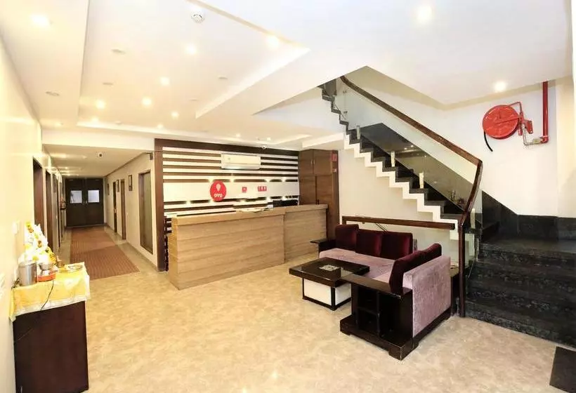 בית מלון כפרי ZO Rooms Iconic Panchkula Sector 11