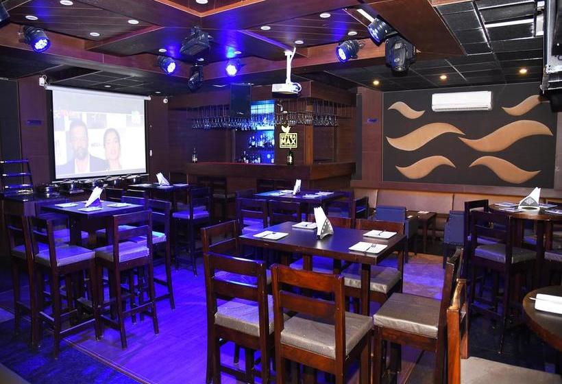 Hotel ZO Rooms Iconic Panchkula Sector 11