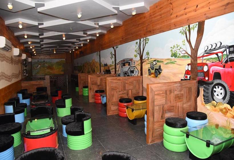 Hotel ZO Rooms Iconic Panchkula Sector 11