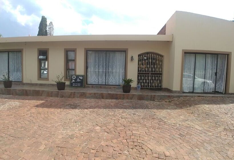 ペンション Abacus Guest House