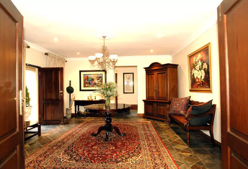 ペンション Amber Rose Country Estate