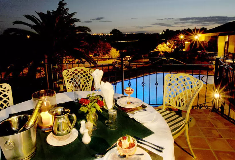 ペンション Amber Rose Country Estate