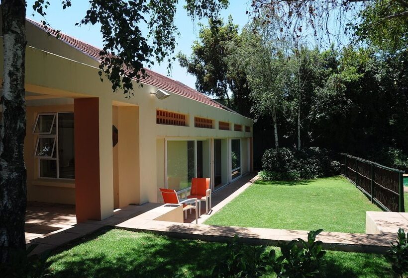 פנסיון Fifteen On Orange