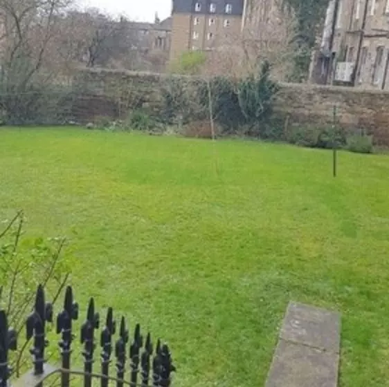 پانسیون Sakura Edinburgh Guest House