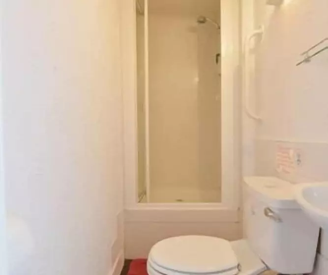 پانسیون Sakura Edinburgh Guest House