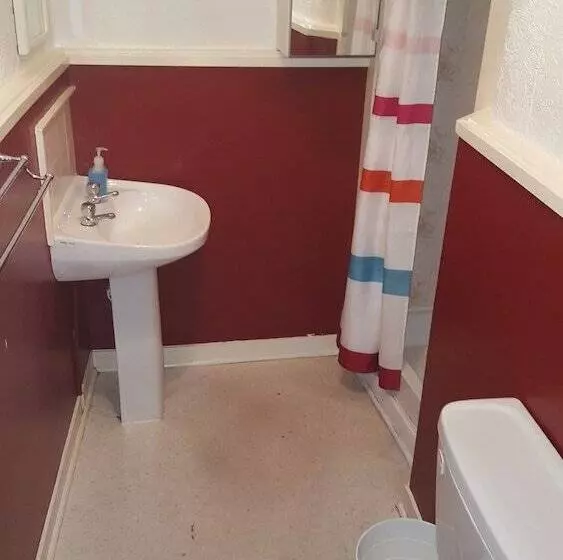 پانسیون Sakura Edinburgh Guest House