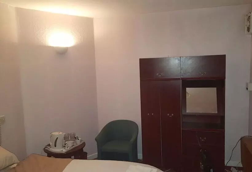 پانسیون Sakura Edinburgh Guest House