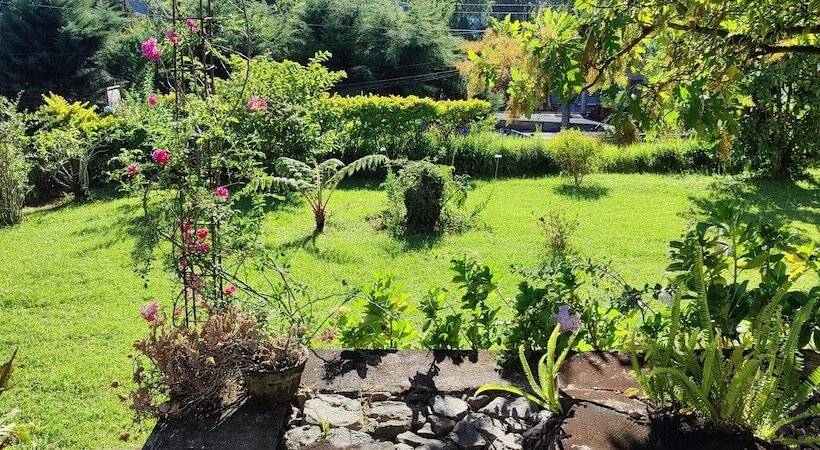 פנסיון Andrews Hostel