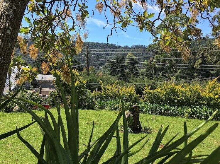 פנסיון Andrews Hostel