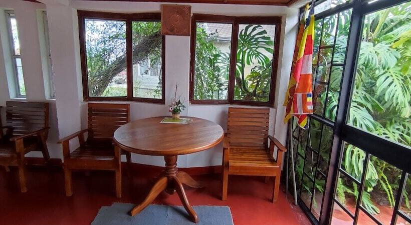 פנסיון Andrews Hostel