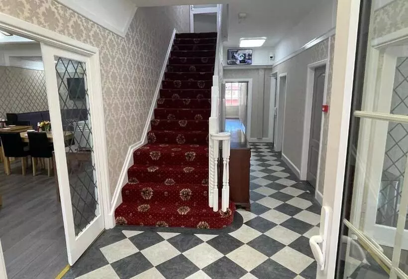 Queens Hotel, Skegness