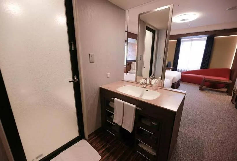 Richmond Hotel Premier Tokyo Schole