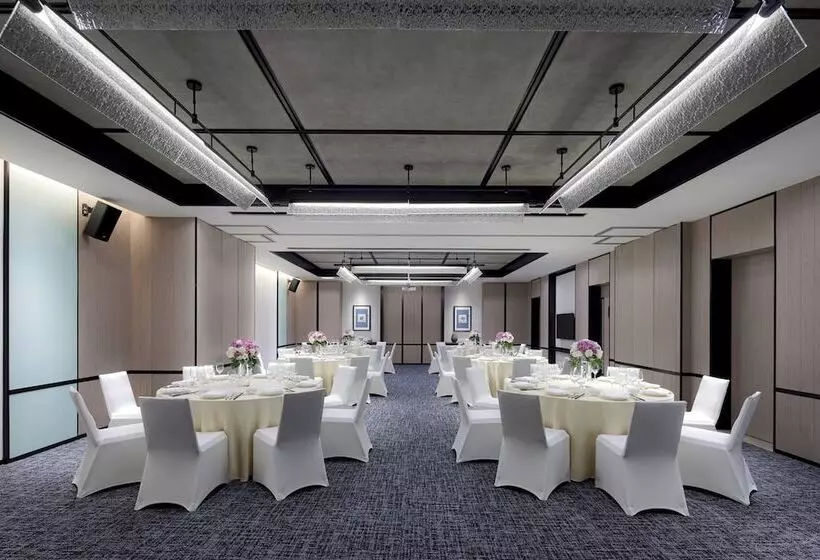 Hotelli Four Points By Sheraton Shenzhen Bao'an