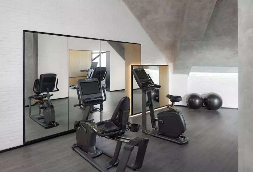 Hotelli Four Points By Sheraton Shenzhen Bao'an