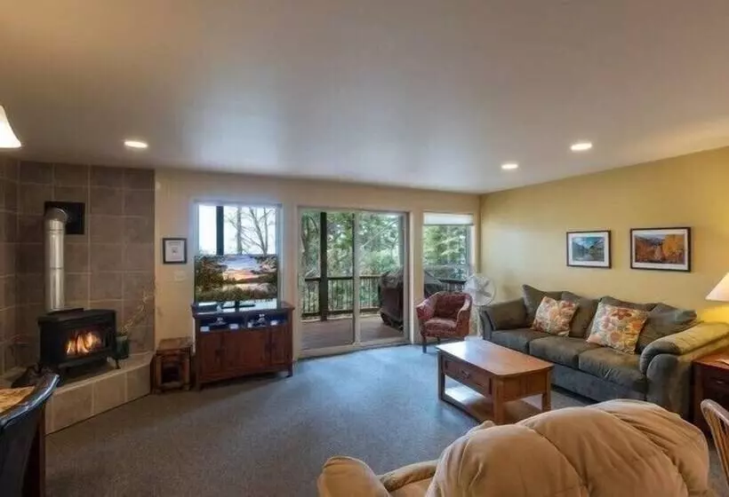 Scenic Wonders Falcon S Nest 3 Bedrooms