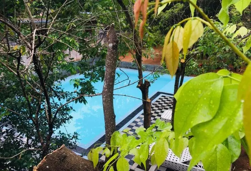 Alikele Hotel & Resort