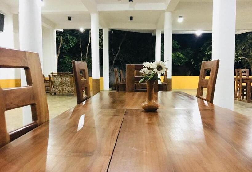 Alikele Hotel & Resort