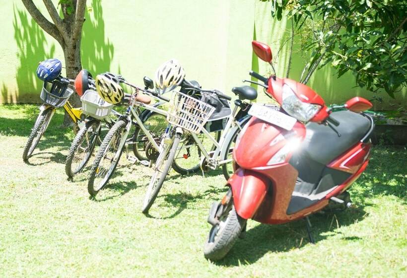 Bed and Breakfast Feel Beach Villa