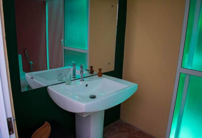 Bed and Breakfast Feel Beach Villa