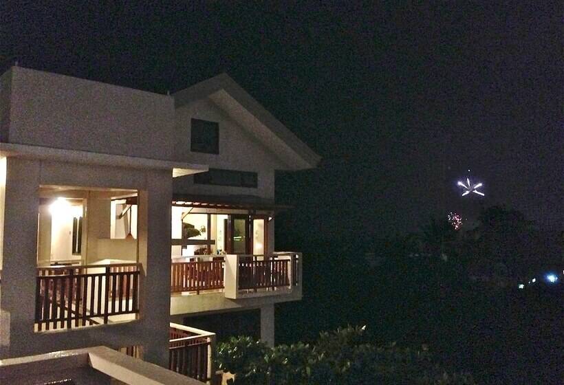 فندق Agos Boracay Rooms + Beds