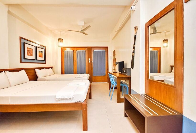 فندق Agos Boracay Rooms + Beds